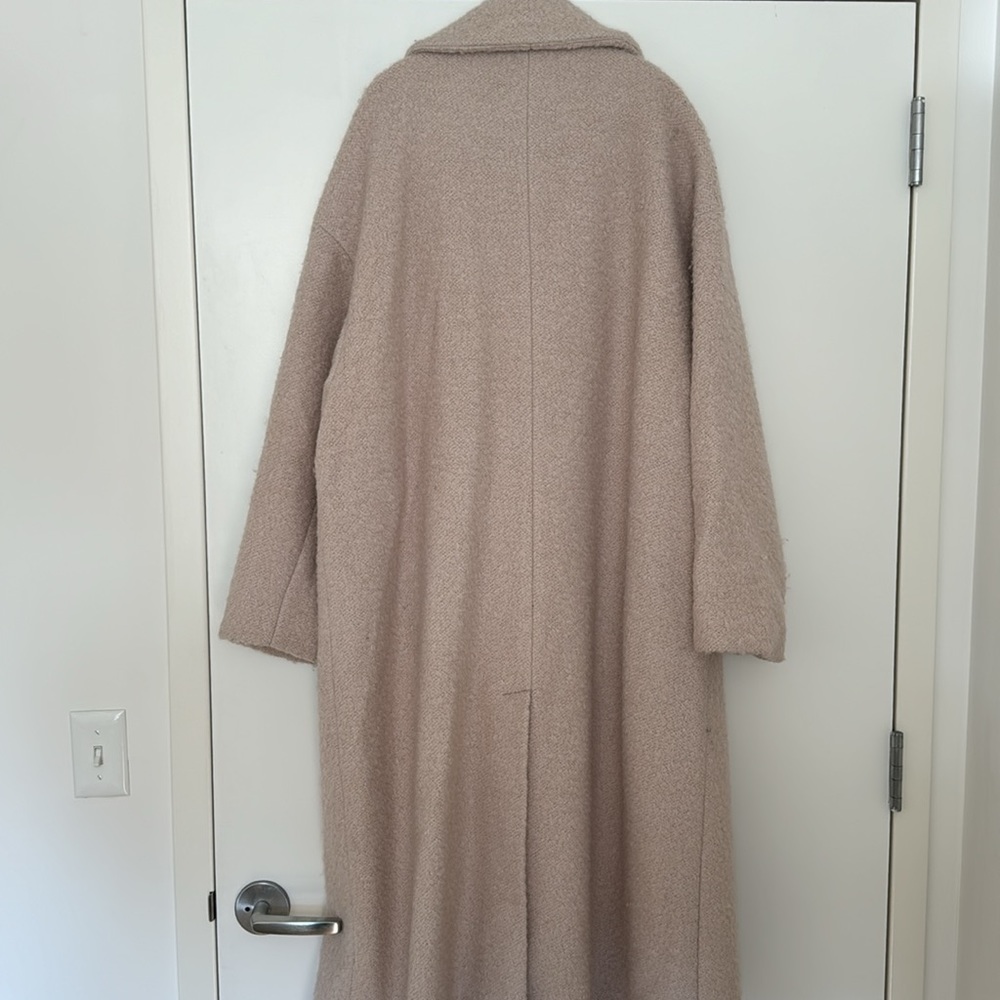 Boucle Cocoon Coat - Picture 7 of 7